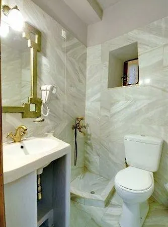 Melanthi Traditional 3*